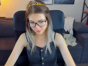 girl lisa_roses image #3314511