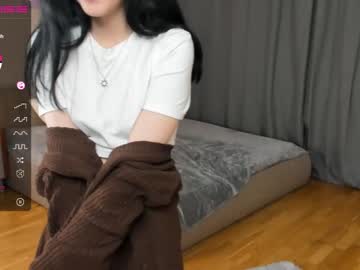 girl elliotharmon image #3957378