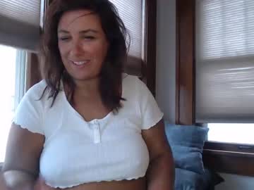 girl anniegetyourgun image #3605273