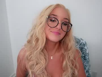 girl siennaissubmissive image #3946584
