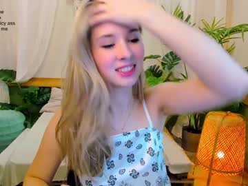 girl milablush image #3388405