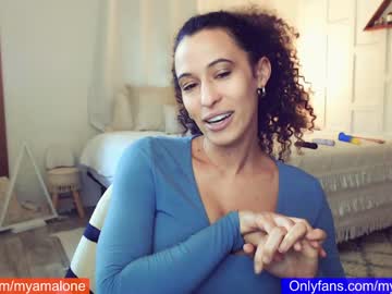 girl blissense image #1905833
