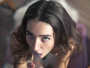 girl angels_kiss image #3060483
