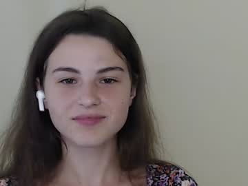 chamomile19 every day cam