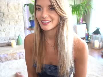 girl phoenix_taylor image #1955559