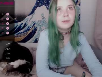 girl yoliverse image #2315911