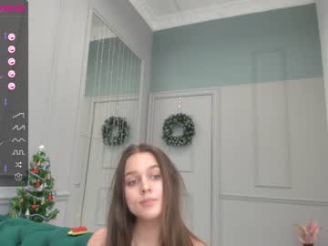 girl addelin_moon image #3276632