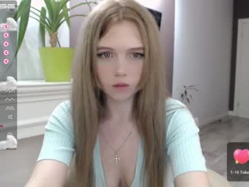 girl small_blondee image #2092911