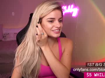 girl blondiekayy image #2824328