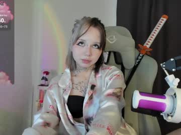 gummi_heart every day cam