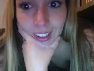 girl badbunny19_ image #3968269
