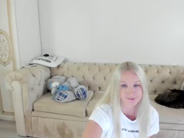 girl missblondecutie image #2473705