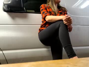 couple canyoumakemesquirt image #2970878