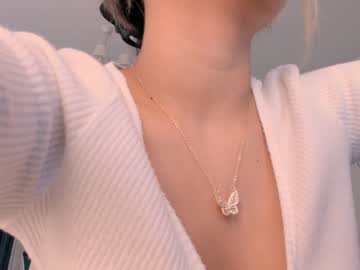 girl bae_suz image #1014378