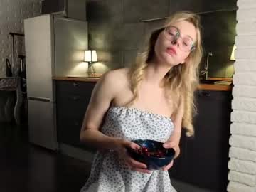 girl ellizabetta image #4010740