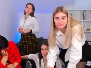 office_hot_girls every day cam