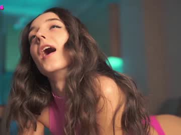 girl angels_kiss image #3641269