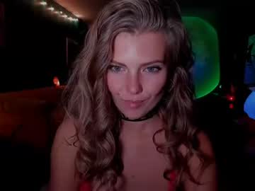 girl kosmickate image #3364726