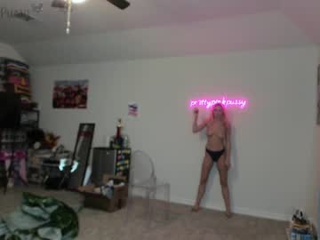 girl pr3ttyp1nkpussy image #2597620