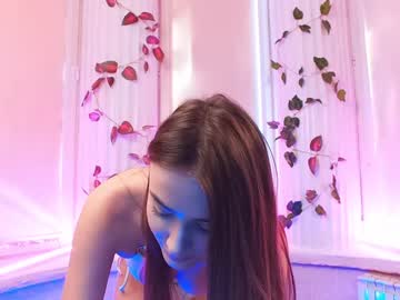 girl luna_drips image #1873336