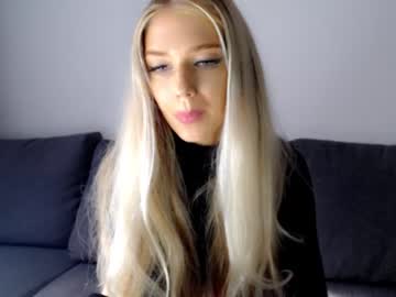 girl pervyblonde image #2549400