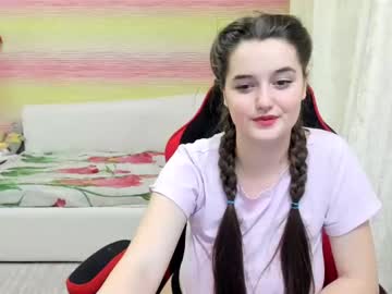 girl emmika_ image #1423736
