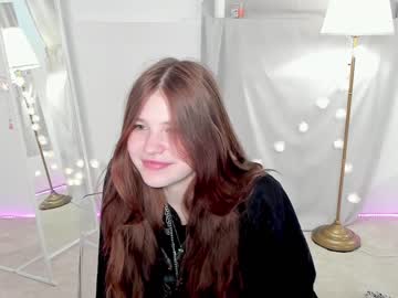 girl k_a_r_o_l_i_n_a image #2391327