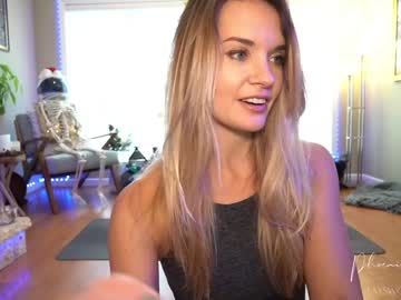 girl phoenix_taylor image #727577