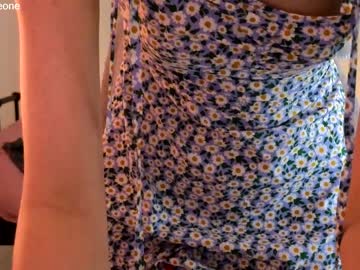 girl _annieone image #3932165