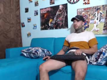 man web_gammer_ image #189028