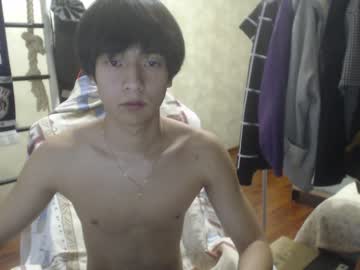 man holayvng image #535591