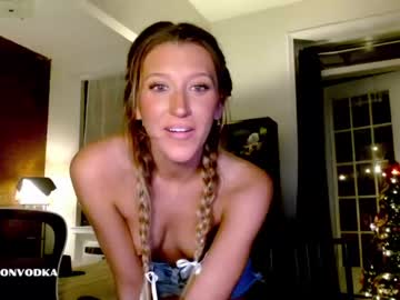 girl addisonvodka image #3350370