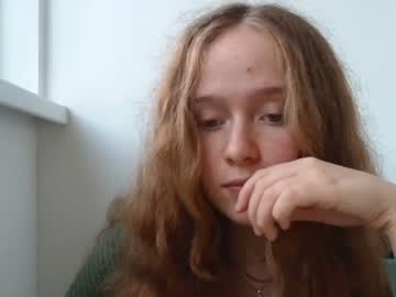 girl bonniecain image #3953108