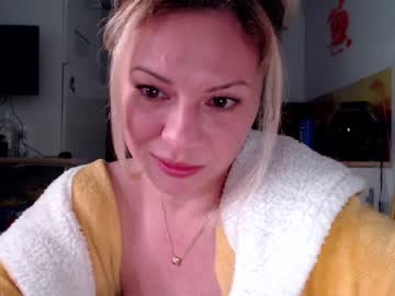 girl kiradivine image #1573699