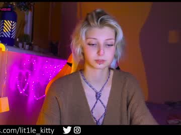 girl lit1le_kitty_ image #3018362
