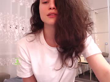girl demurelixir image #1065420