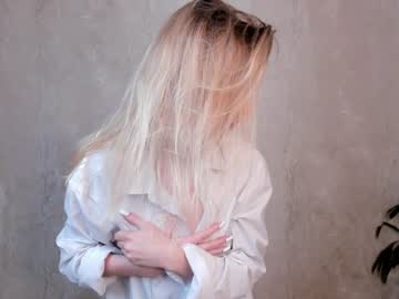 cuttie_spooky every day cam