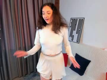 stellajakson every day cam