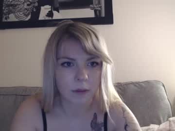 girl venus_in_leo image #399826