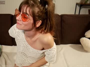 girl _meg image #1065835