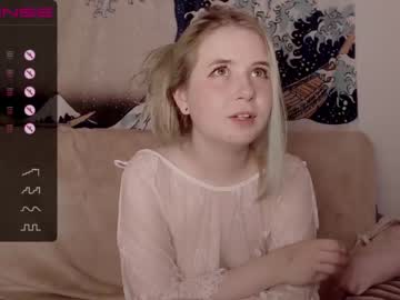girl yoliverse image #2129411