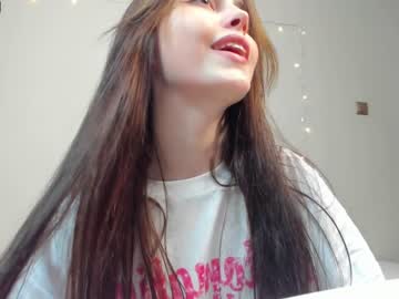 maya_baker every day cam