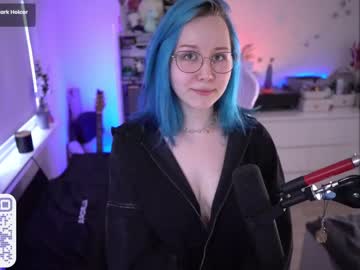 blue_mooncat every day cam