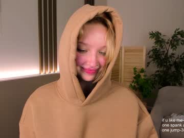 girl dinablush image #2675316