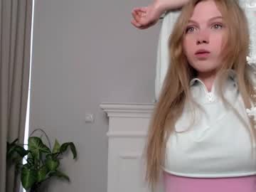 girl small_blondee image #2194112