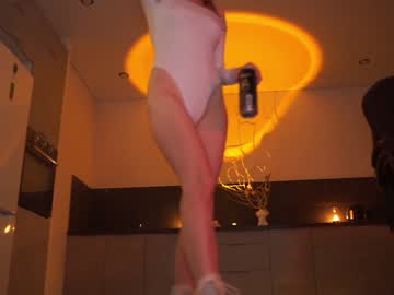 girl xxx_downtown_xxx image #2744884