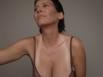 girl visualedge image #1065229