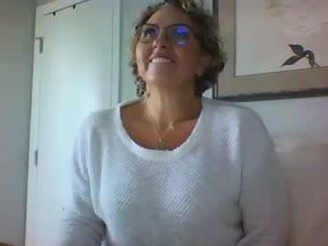 momnxtdoor every day cam