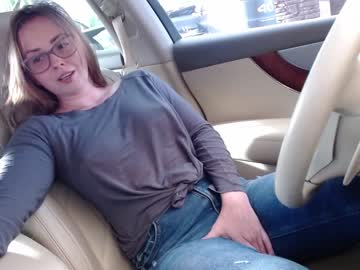 girl juicy_peach88 image #1766711