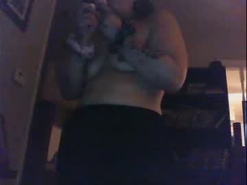 grungyhotmessmama every day cam